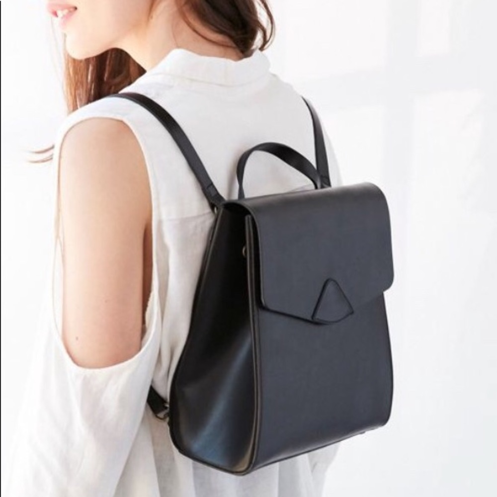 VereVerto Mini Macta Backpack in Black